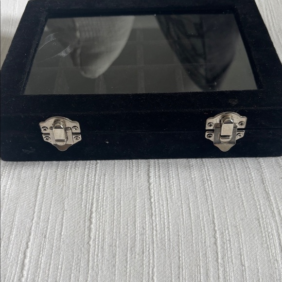 Black Velvet Jewelry Display Box - Picture 2 of 5